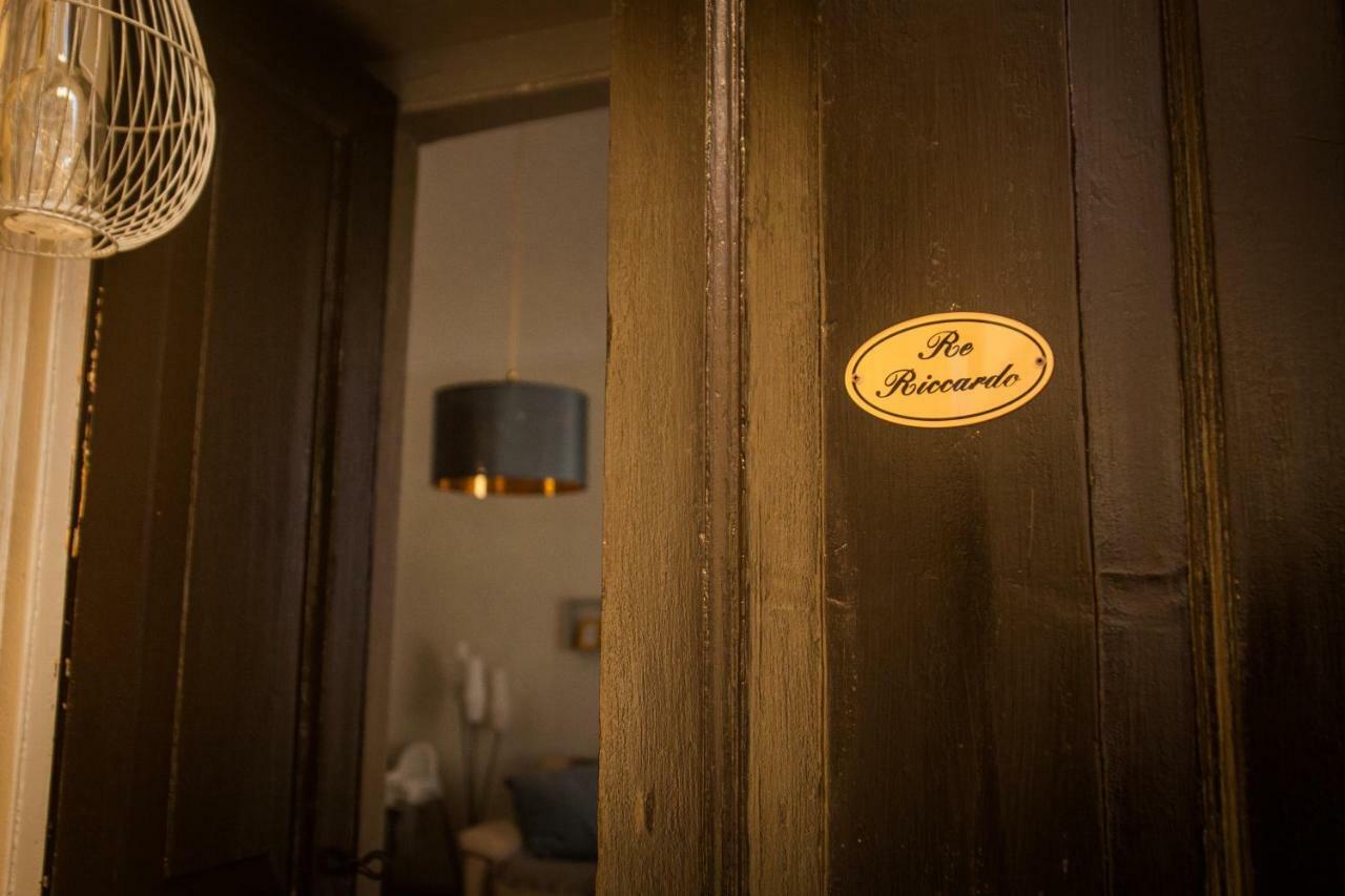 Suite Re Riccardo Caserta Exterior foto